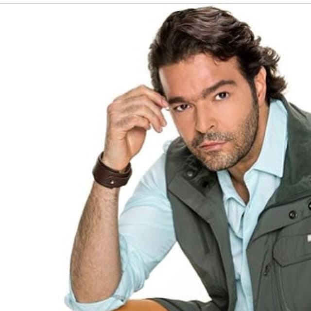 Desde siempre Pablo Montero se ha caracterizado por ser un galán de los escenarios y las telenovelas.