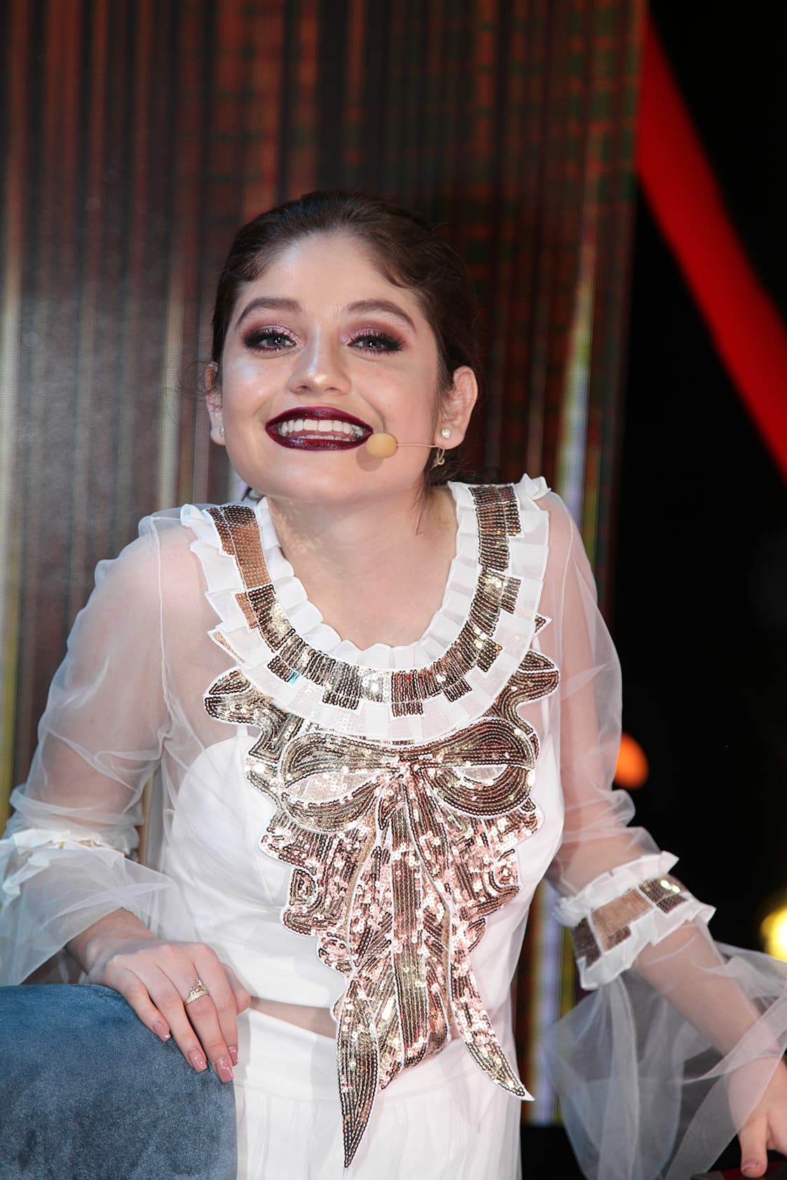 Después del susto, la más joven de los jueces de Pequeños Gigantes asegura que aprendió la lección. Le preguntamos qué le recomendaría a sus seguidores, aficionados al teléfono, para que no les pase lo mismo.