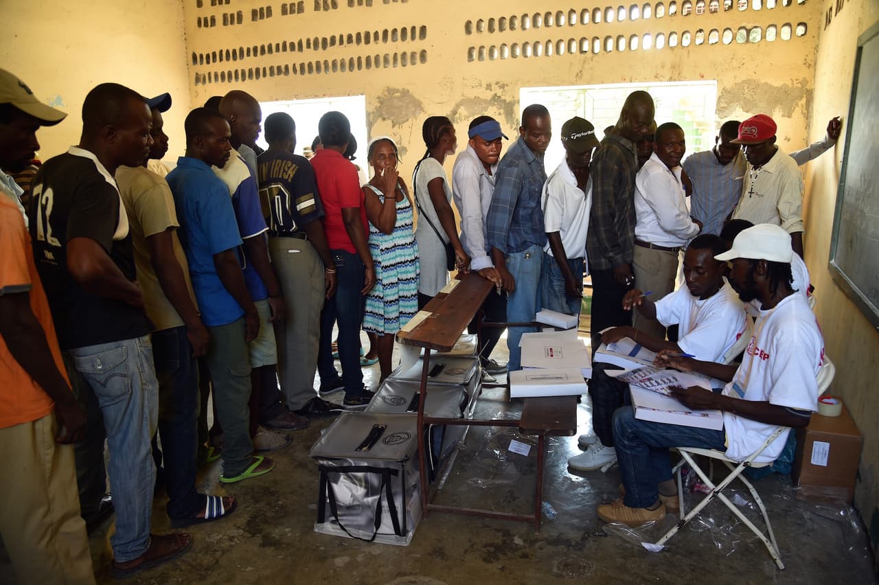 El proceso electoral en Haití transcurrió en relativa paz