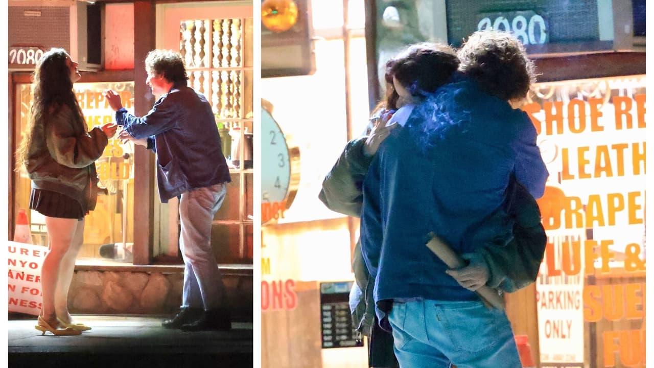 Rosalía y Jeremy Allen White conversando en Los Ángeles.