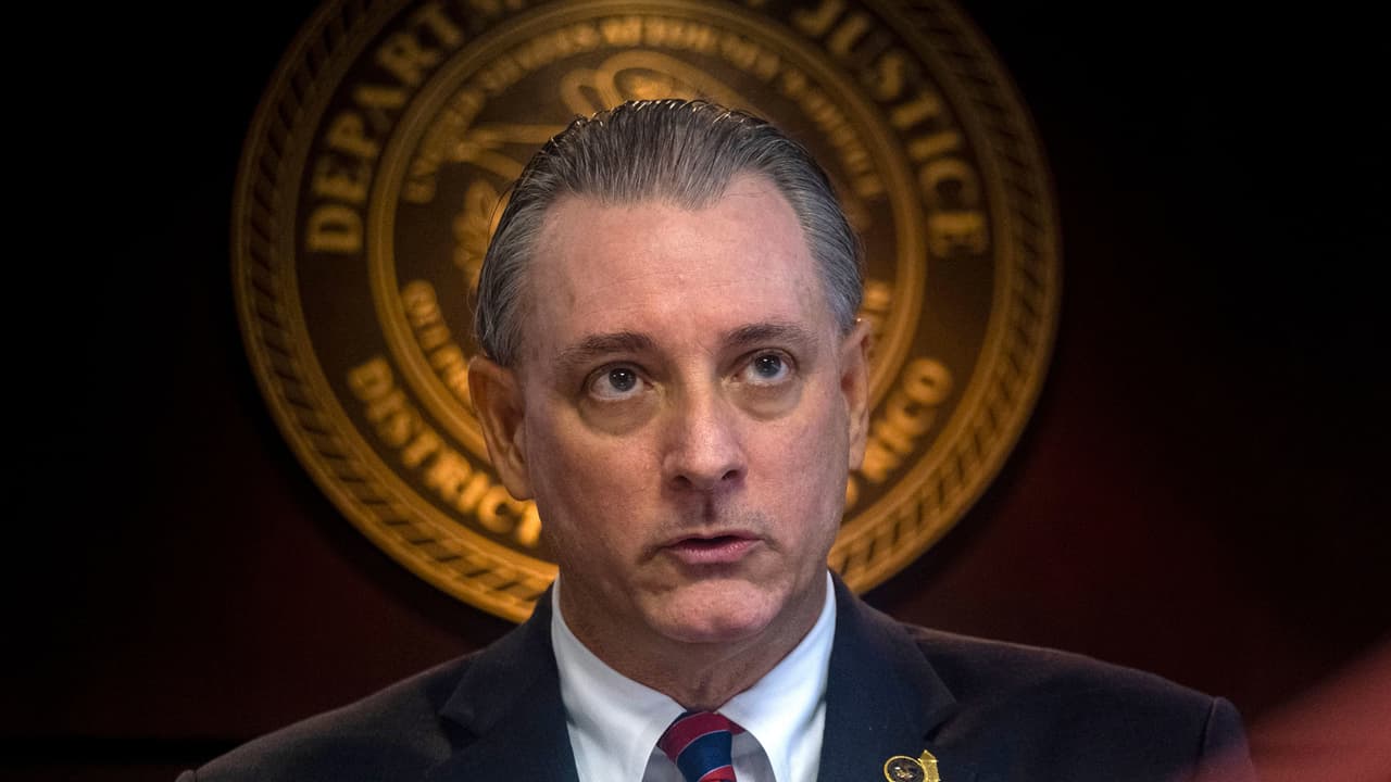 Nueve personas son arrestadas por fraude al programa de asistencia de desempleo por la pandemia