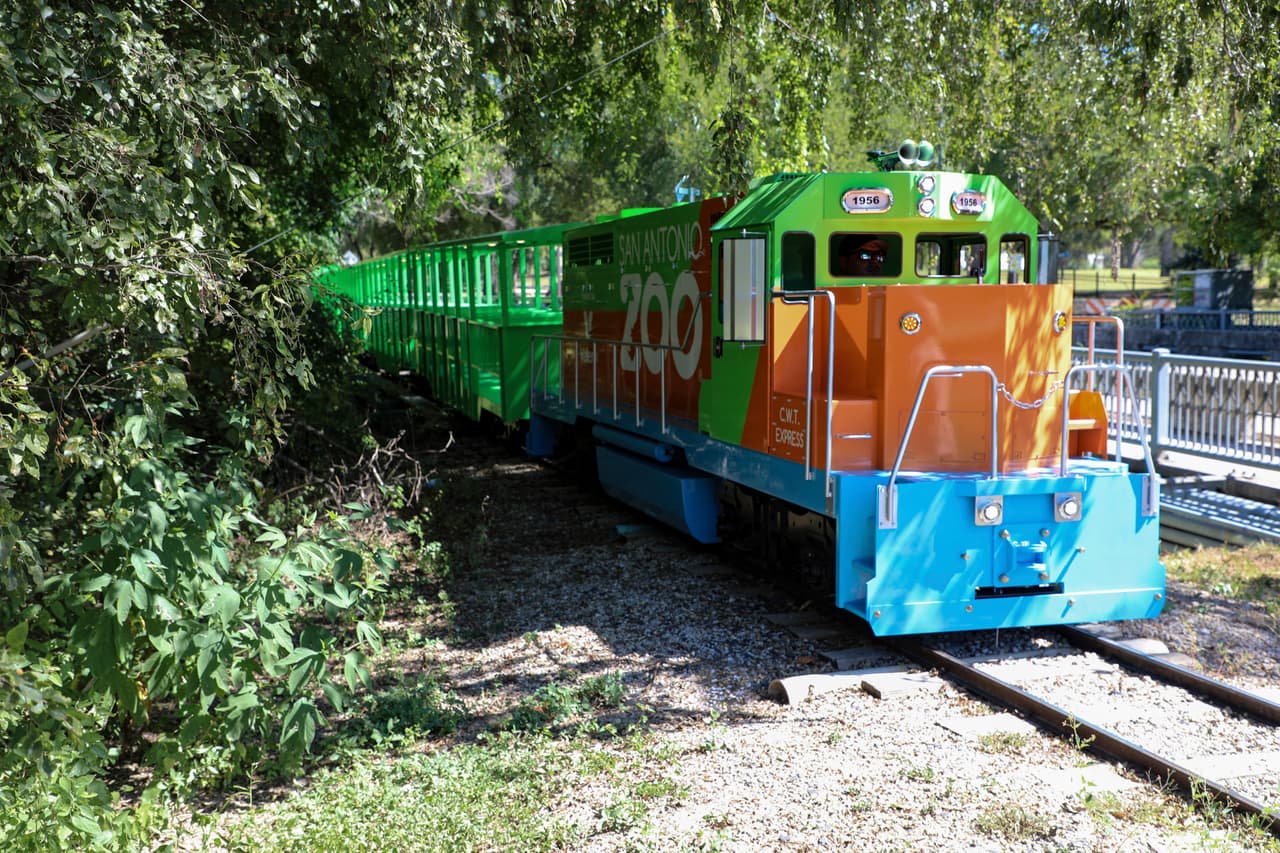 Actualmente se está recaudando fondos para un segundo tren nuevo.