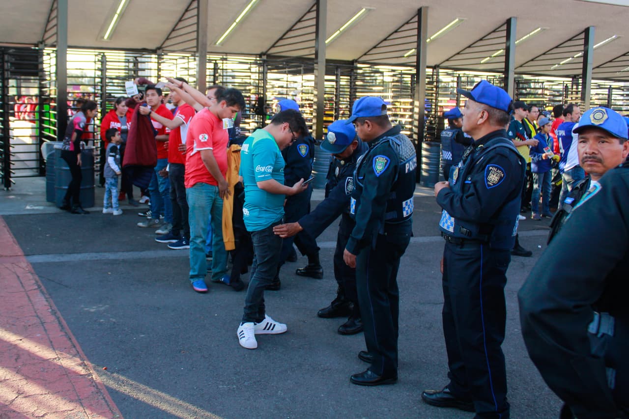 Ciudad de México, 2 de diciembre de 2018. , durante el partido de vuelta de los Cuartos de Final torneo Apertura 2018 de la Liga Bancomer MX, entre las Aguilas del América y los Diablos Rojos del Toluca, celebrado en el estadio Azteca. Foto: Imago7/Rafael Vadillo