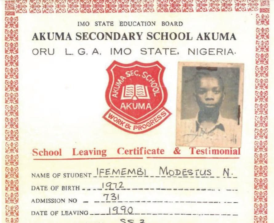 Diploma escolar de Modestus Ifemembi.
