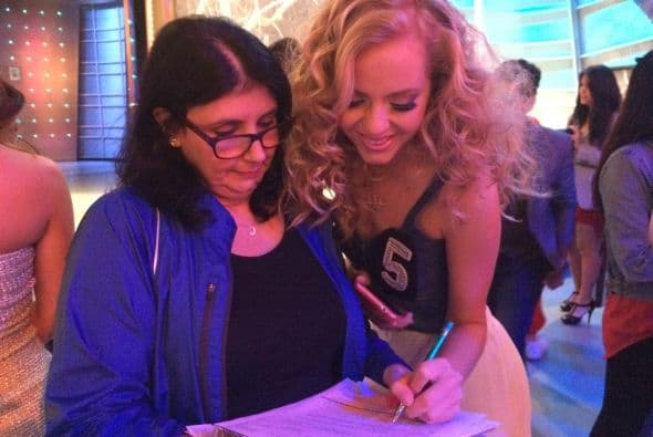 Vanessa de Roide, Aleyda Ortiz, Alina Robert, Ivanna Rodriguez, Zoila Ceballos y Aly Villegas compitieron para ser la Reina del Chacal