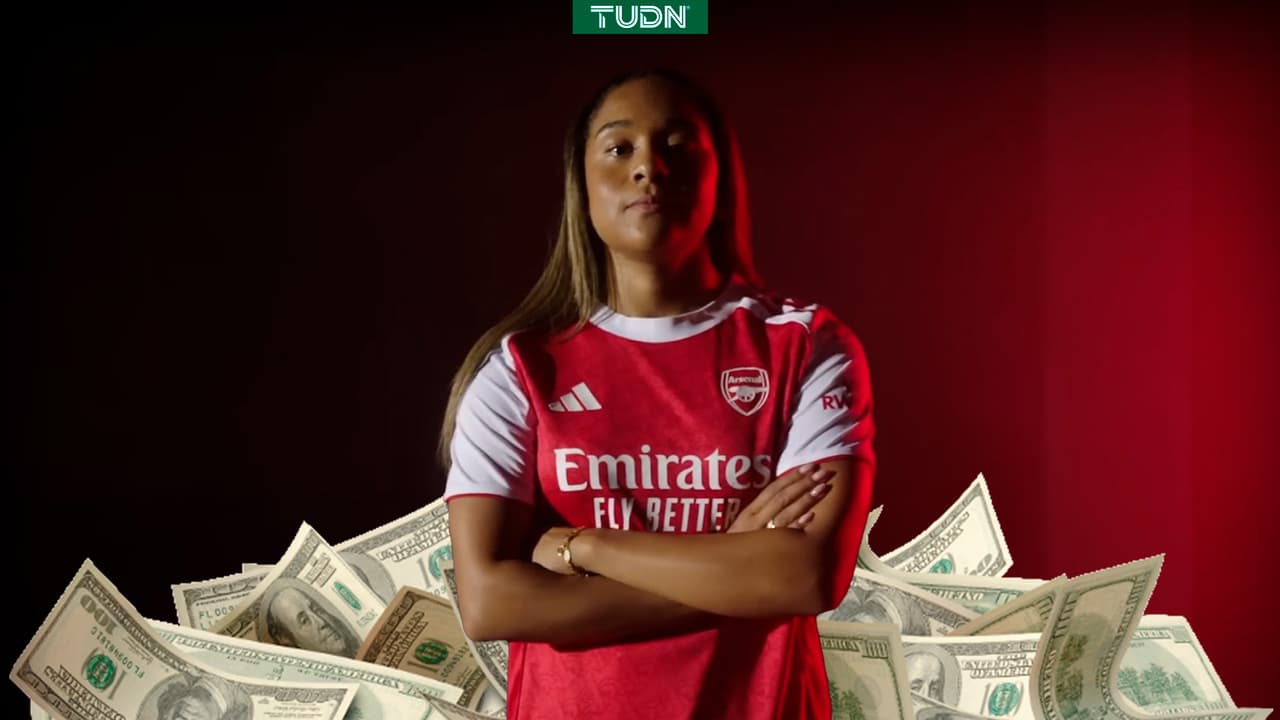 Olivia Smith, nueva futbolista más cara de la historia