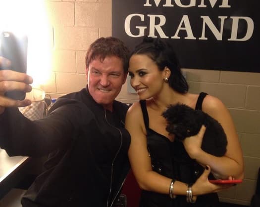 ¡Todos querían selfie con Demi Lovato!