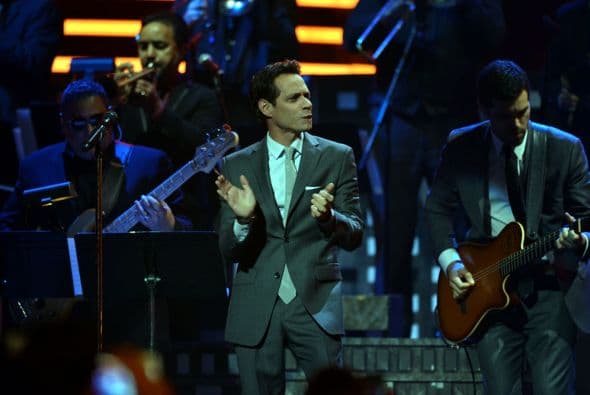 Mientras, nos deleitó con lo mejor de su música.