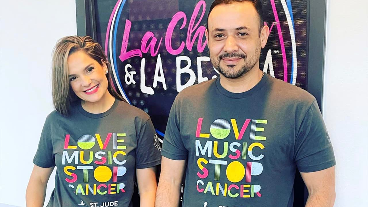 Desde las emisoras Que Buena 102.9 FM, Latino Mix 104.9 FM y Amor 106.5 FM se movilizaron este fin de semana para llevar una alegía a los más pequeños en estas navidades.