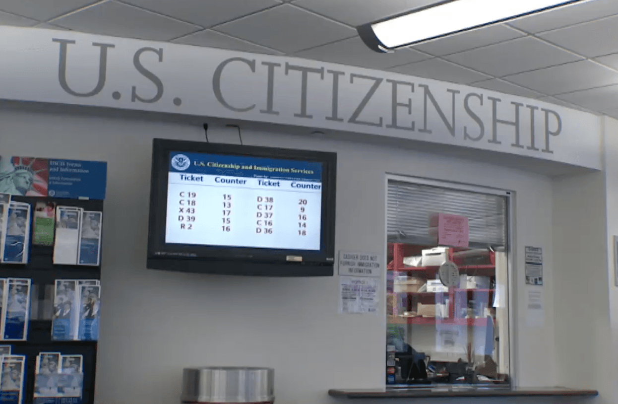 Ayudan a que 650,000 inmigrantes en NYC se conviertan en ciudadanos