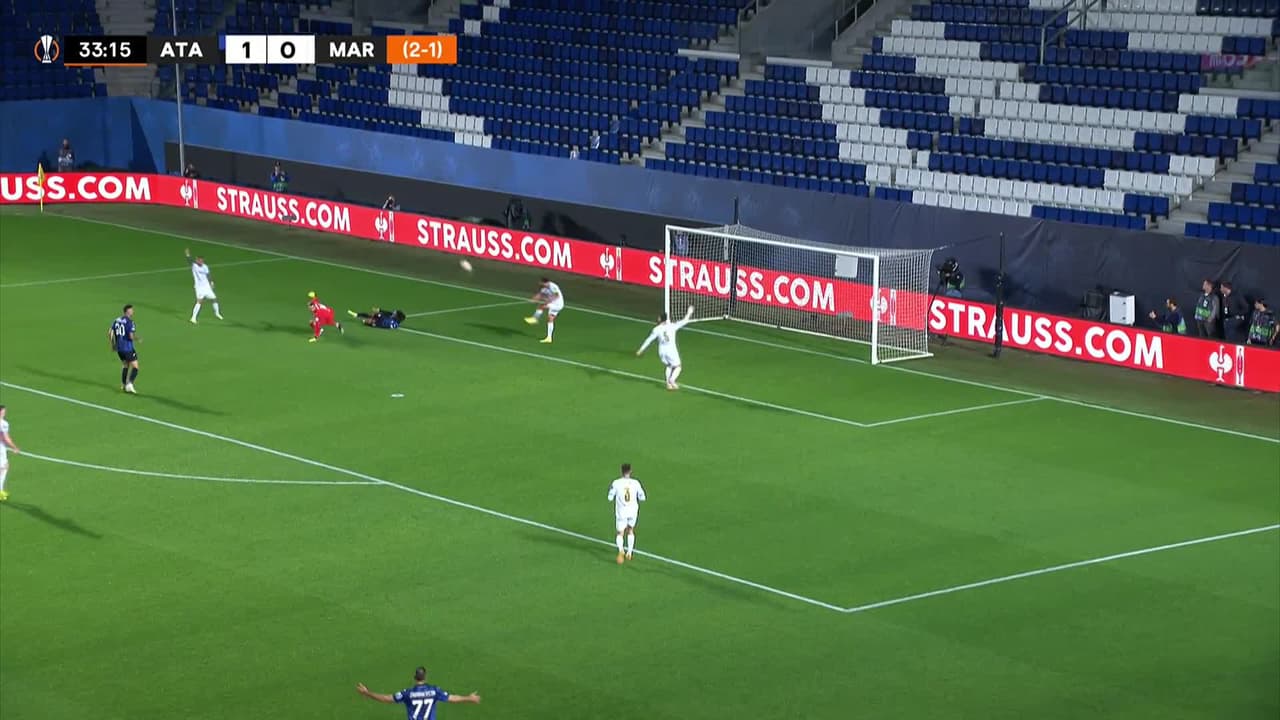 ¡TIRO ATAJADO! disparo por Teun Koopmeiners.