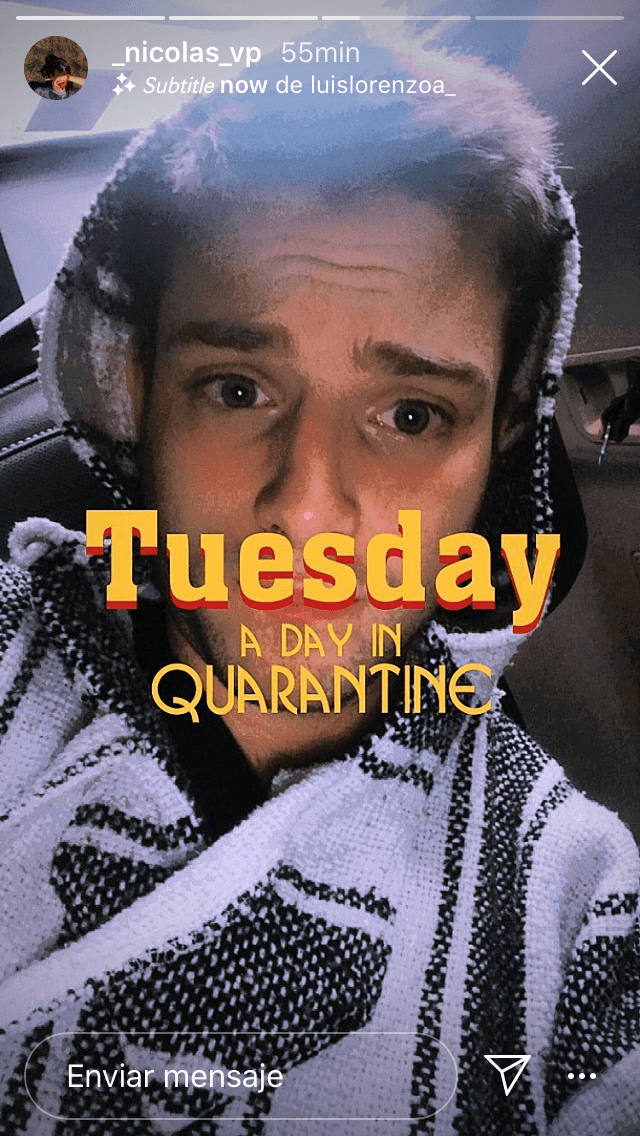 Toca algunos instrumentos y también ha demostrado que le gusta cantar. 
<br>