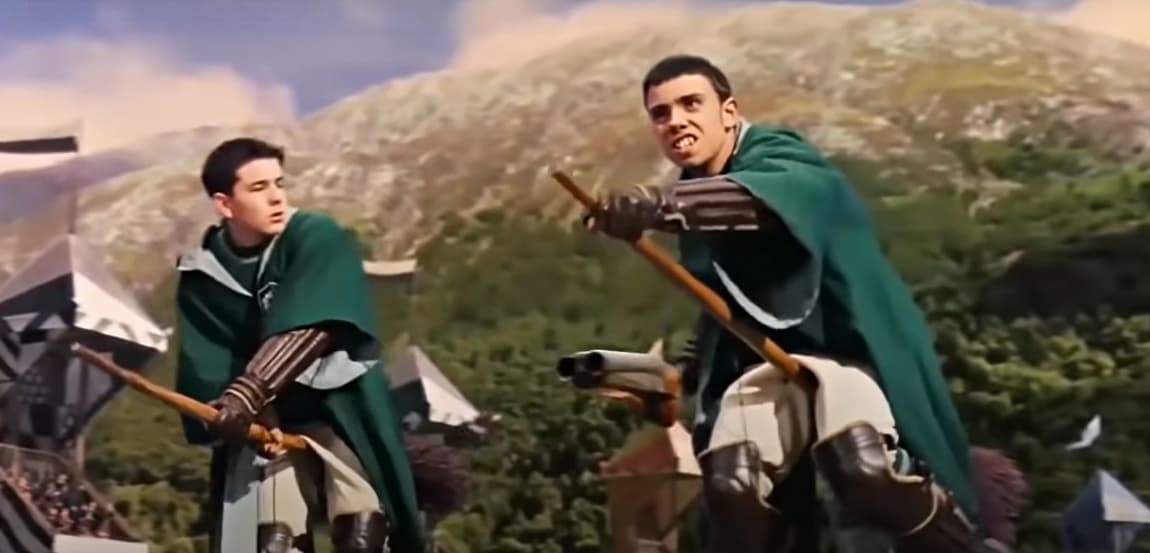 Harry Potter, golpeadores con armas