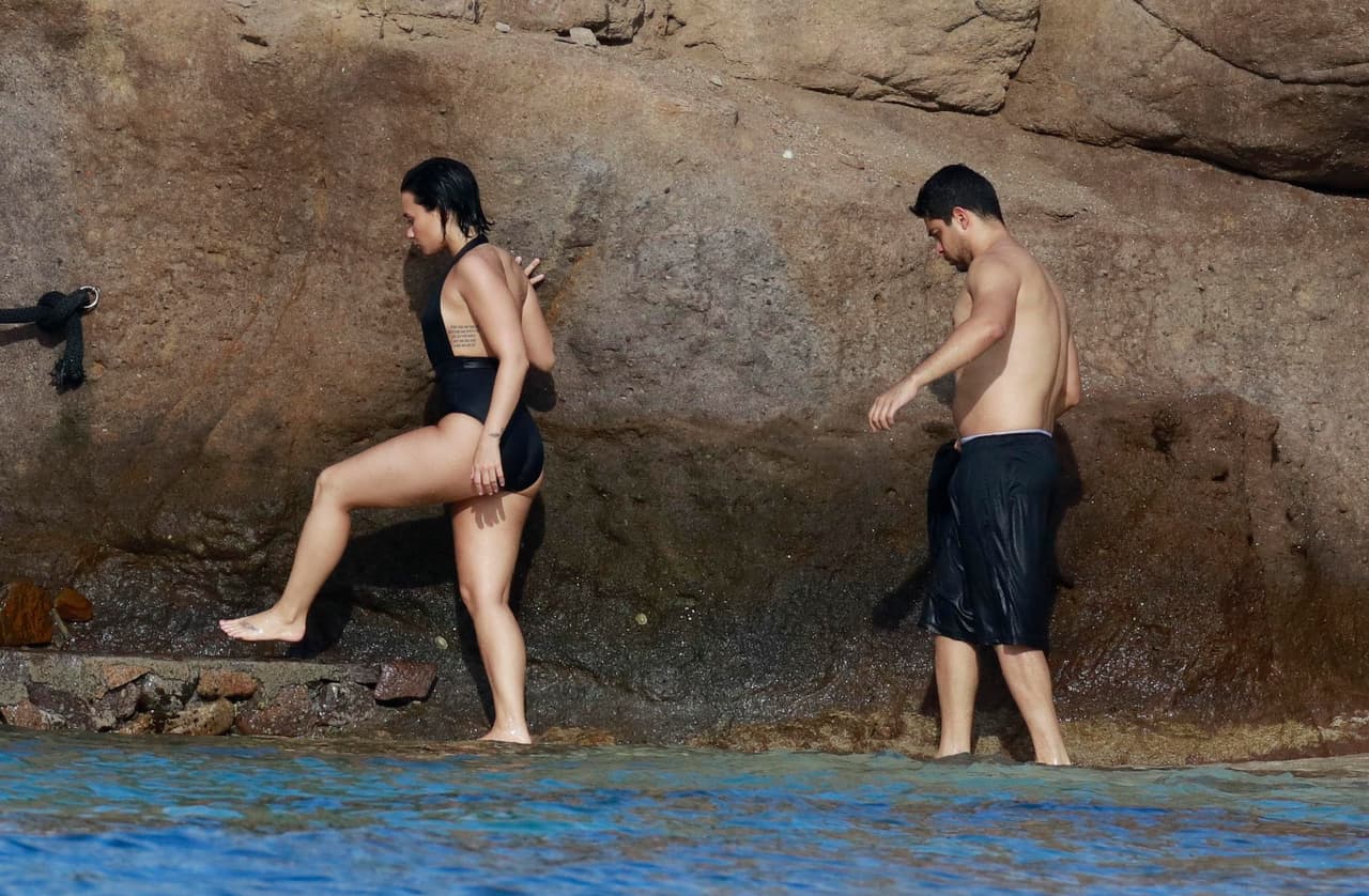 Poco después salieron del agua para seguir disfrutando del día.