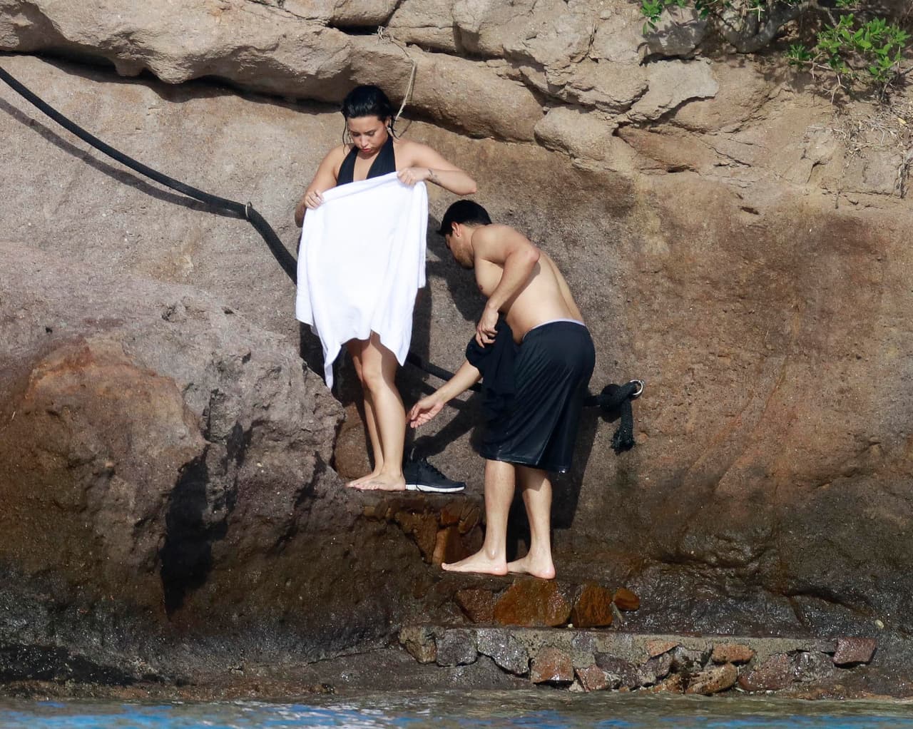 Wilmer fue muy atento con Demi en todo momento.