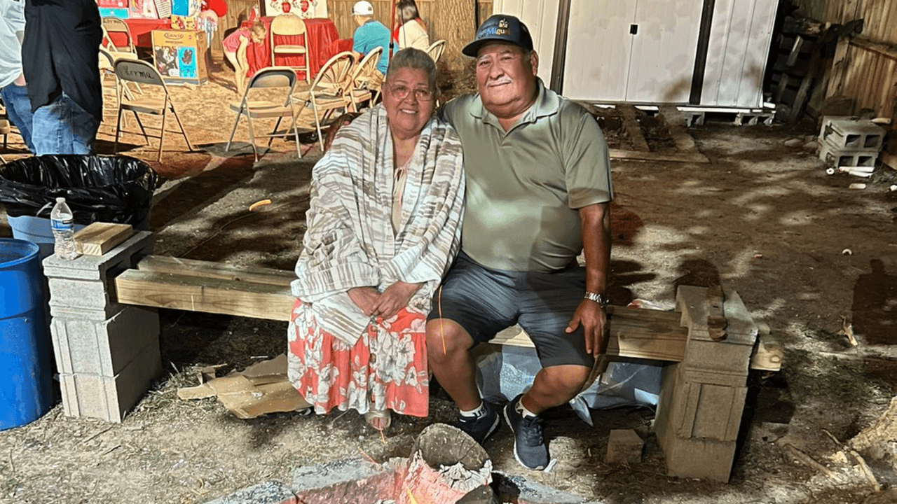 José e Isabel iban en la SUV y murieron. De acuerdo con un familiar, ambos iban camino a México para pasar tiempo con su familia.