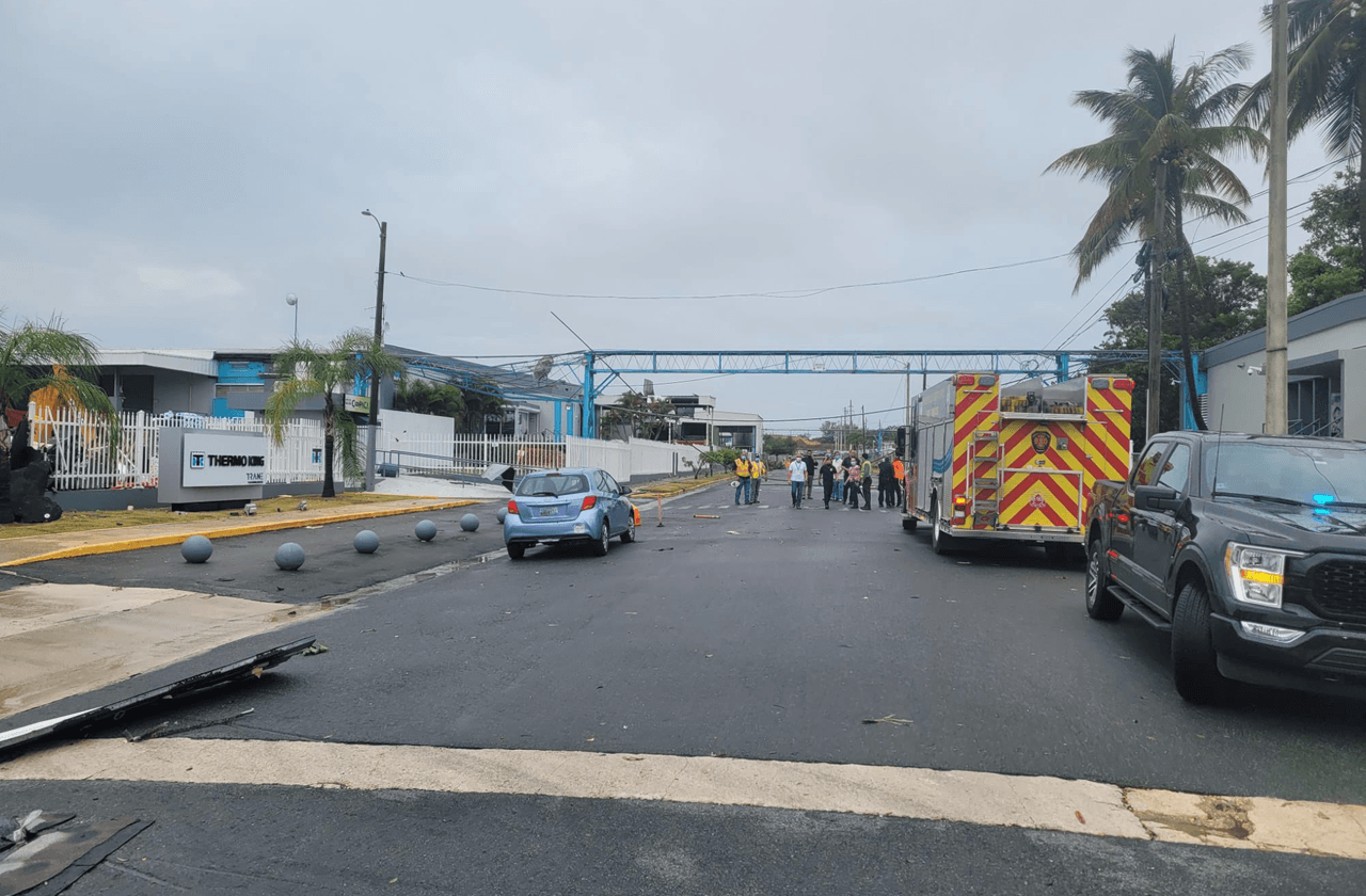 Establecieron un perímetro de seguridad mientras se podía comprobar si había una fuga de gas o algún otro químico.