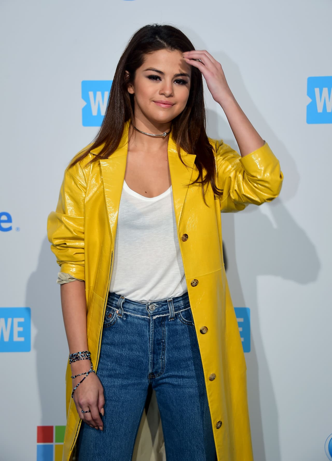 La joven cantante relató en el programa López Tonight, de George López, que cuando era muy pequeña, solía actuar y cantar usando un pañal y un bustier.