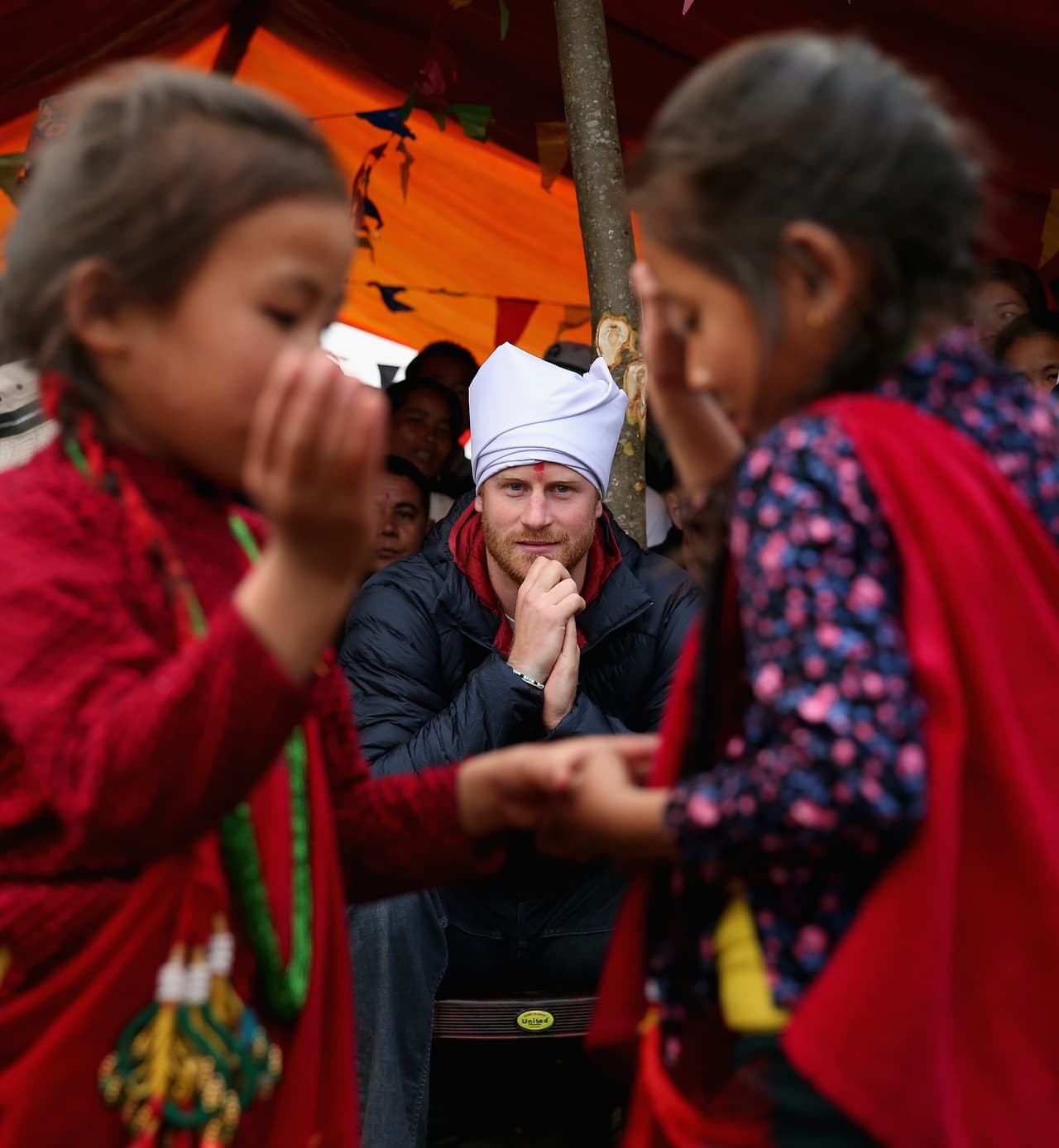 Disfrutó de los bailes ofrecidos en su honor.
