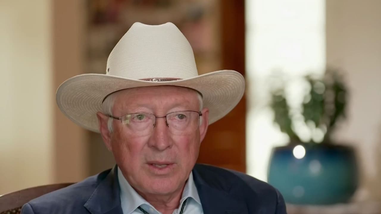 Este domingo, Esta Semana con Ilia Calderón presenta una entrevista con Ken Salazar