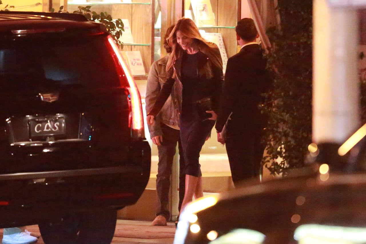 La pareja fue vista en un restaurante del hotel Sunset Tower en Los Ángeles el viernes por la noche.