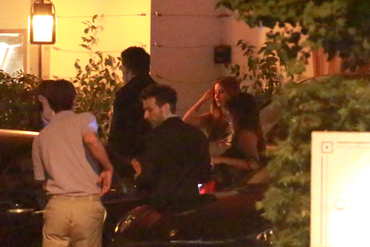 A pocas semanas de su boda, ellos no han dejado de tener citas románticas.