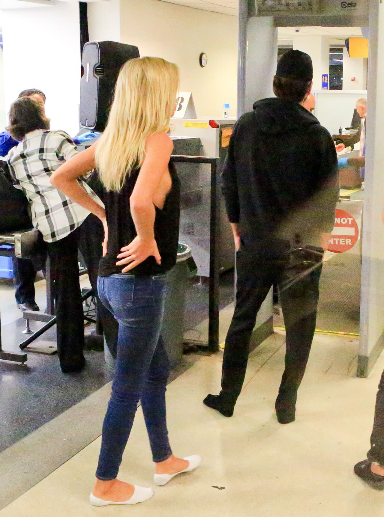 Tuvieron que pasar por una revisión más.