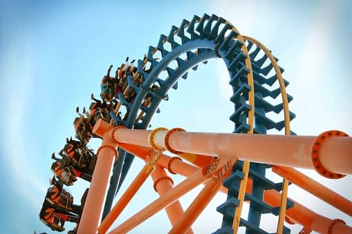 Todos los parques de atracciones en Texas pueden reabrir este viernes al 50% de su capacidad
