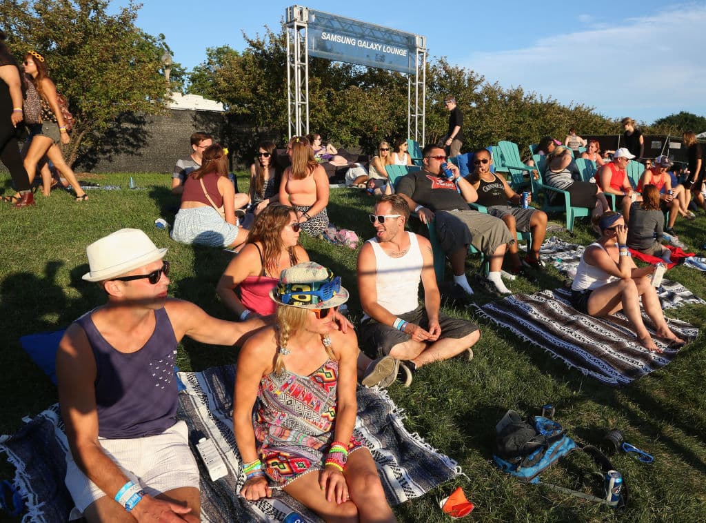 "De acuerdo con nuestra guía de salud pública, el festival mundial regresa a la ciudad a finales de este verano. Sin embargo, se requerirá la vacunación completa de covid-19 o una prueba negativa para disfrutar de las festividades", asegura la 
<a href="https://twitter.com/chicagosmayor/status/1394688462578589702" target="_blank">alcaldesa de Chicago en un tuit</a>.