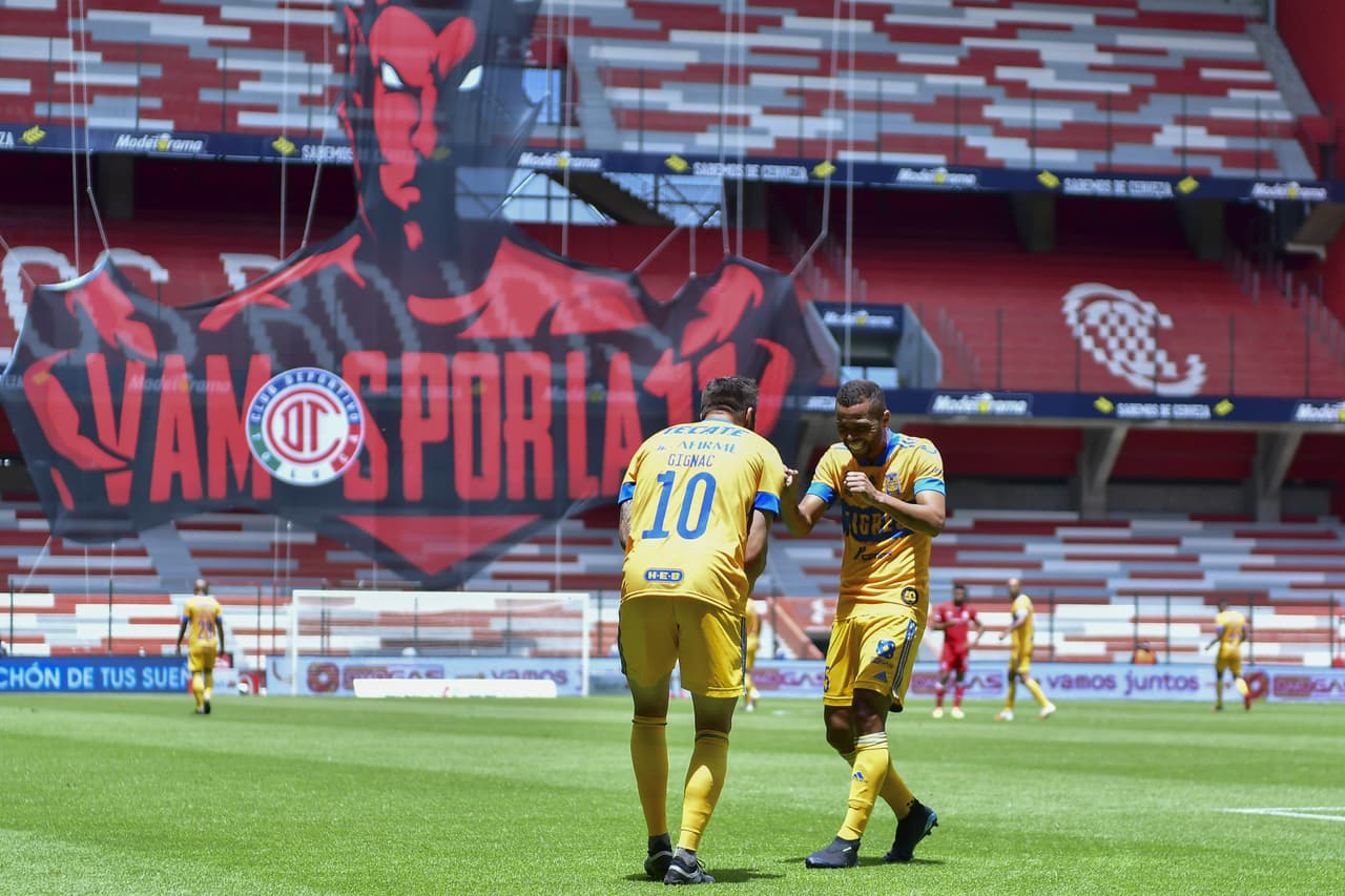 Gol de Tigres por parte de André Gignac, ¡penal cobrado a la perfección!