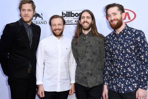 Imagine Dragons no pudo faltar a esta fiesta, y aprovecharon la oportunidad para posar.