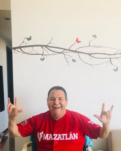 Tres semanas después de la cirugía, Julio Preciado habló de su estado de salud, en una entrevista que otorgó al programa 'Venga la alegría': “Desde el día que 
<b><a href="https://www.univision.com/famosos/desde-su-cama-de-hospital-julio-preciado-envia-algo-mas-que-senales-de-vida-a-sus-fans-fotos" target="_blank">salí del hospital</a></b> a la fecha ya empiezo a caminar por mi propio pie, ya me baño solo. Hay una mejoría increíbl. Esto es un milagro de Dios”.