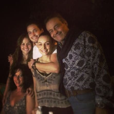 Tan solo un día después de la muerte del actor, ante las cámaras del programa 
<a href="https://www.youtube.com/watch?v=pzStlVULiXo" target="_blank">'¡Cuéntamelo ya!',</a> Zuria Vega comentó: "Gracias por estar aquí. En nombre de toda mi familia y sobre todo, de mi papá, les agradecemos la manera en que han abordado esta triste noticia para todos [...]".