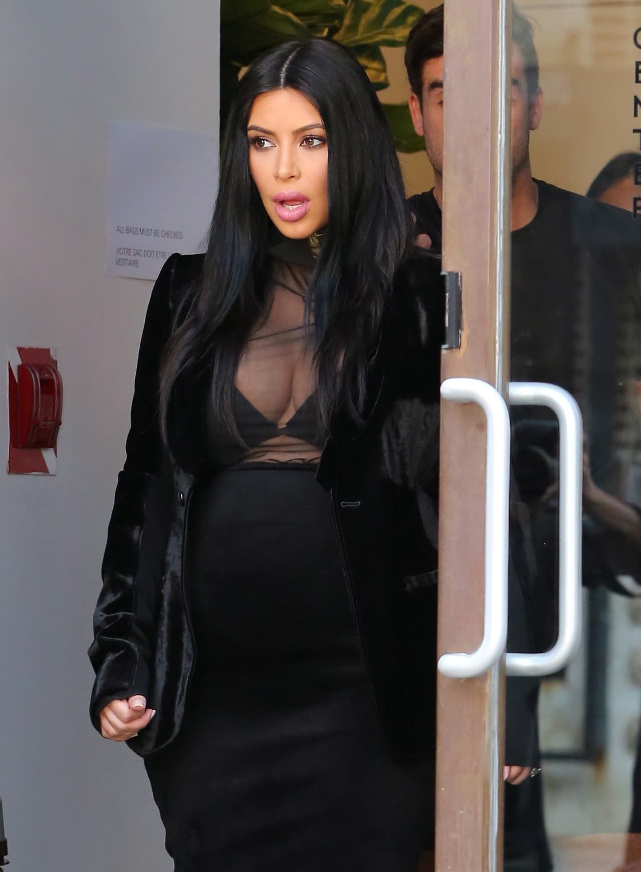 Su escote es de peligro.