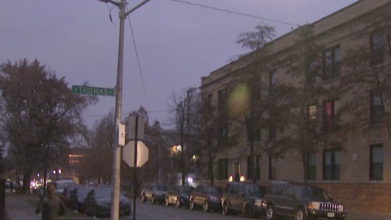 Emiten alerta de robos a mano armada en Humboldt Park y Logan Square