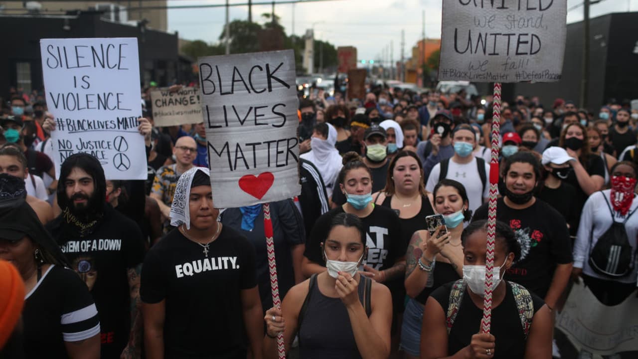 Así fue el cuarto día de protestas por la muerte de George Floyd en Miami 