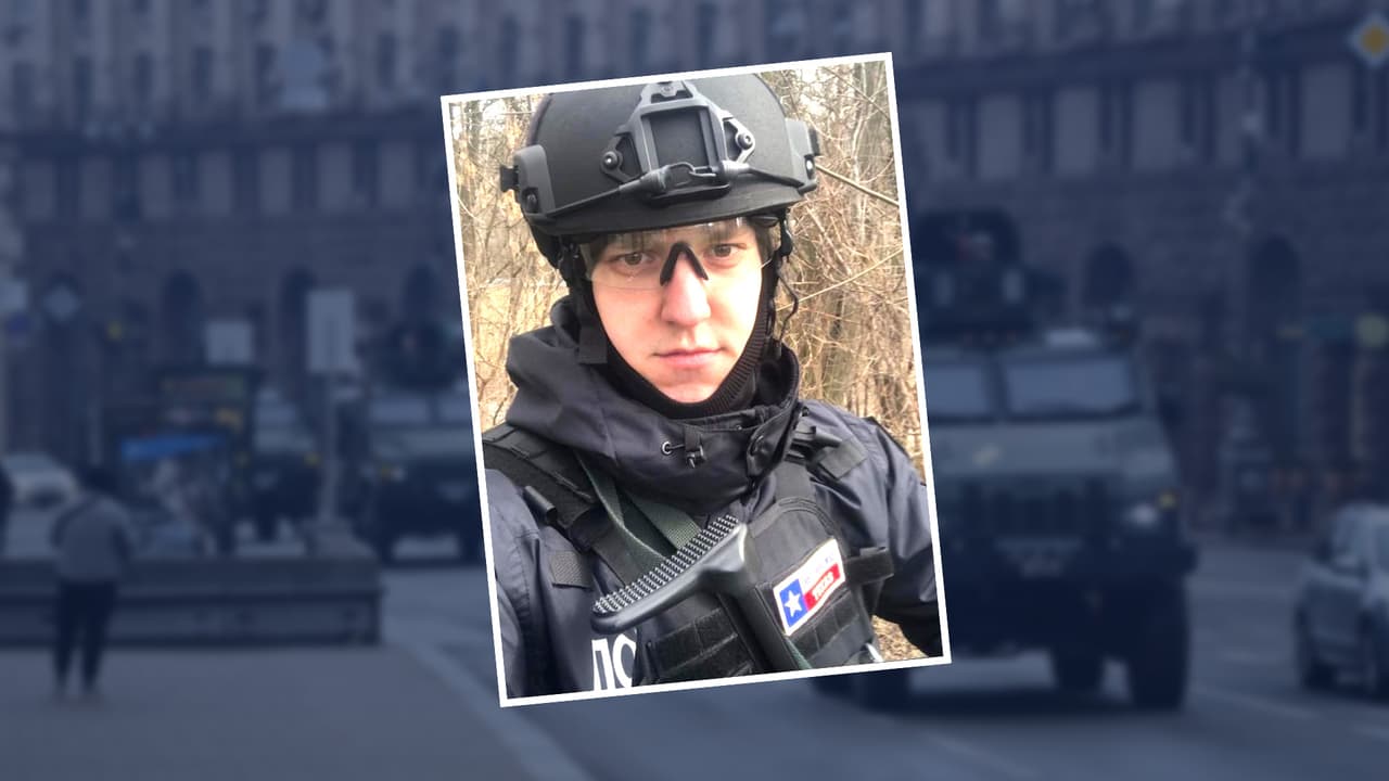 Policía ucraniano está luchando contra Rusia con un chaleco que dice "No te metas con Texas"