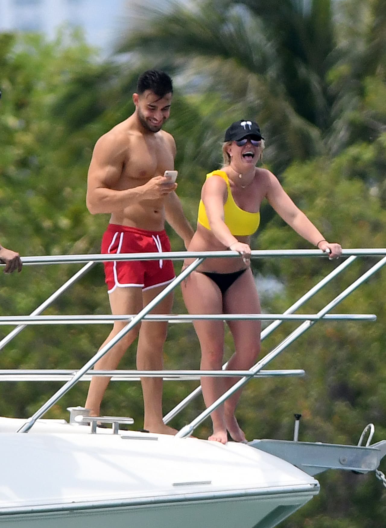 Y cuando vieron el resultado, la pareja se notaba visiblemente divertida con su versión de la escena.