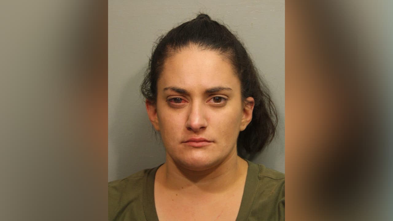 Jacqueline Elizabeth Panzica - Accidente que implica lesión y cinco infracciones de tráfico adicionales