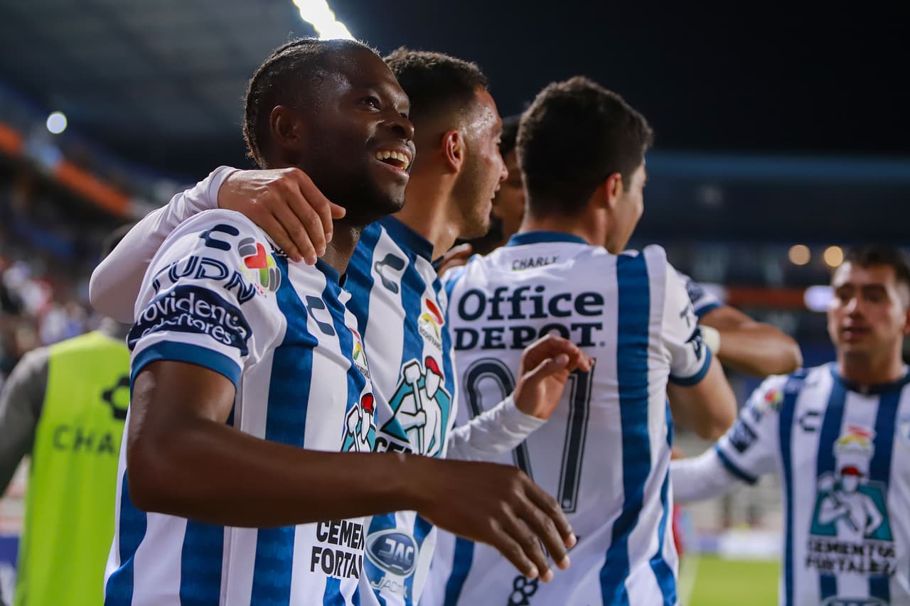La delantera de Pachuca sale con la pólvora encendida golean 3-1 a Mazatlán y toman el liderato momentáneo del torneo.