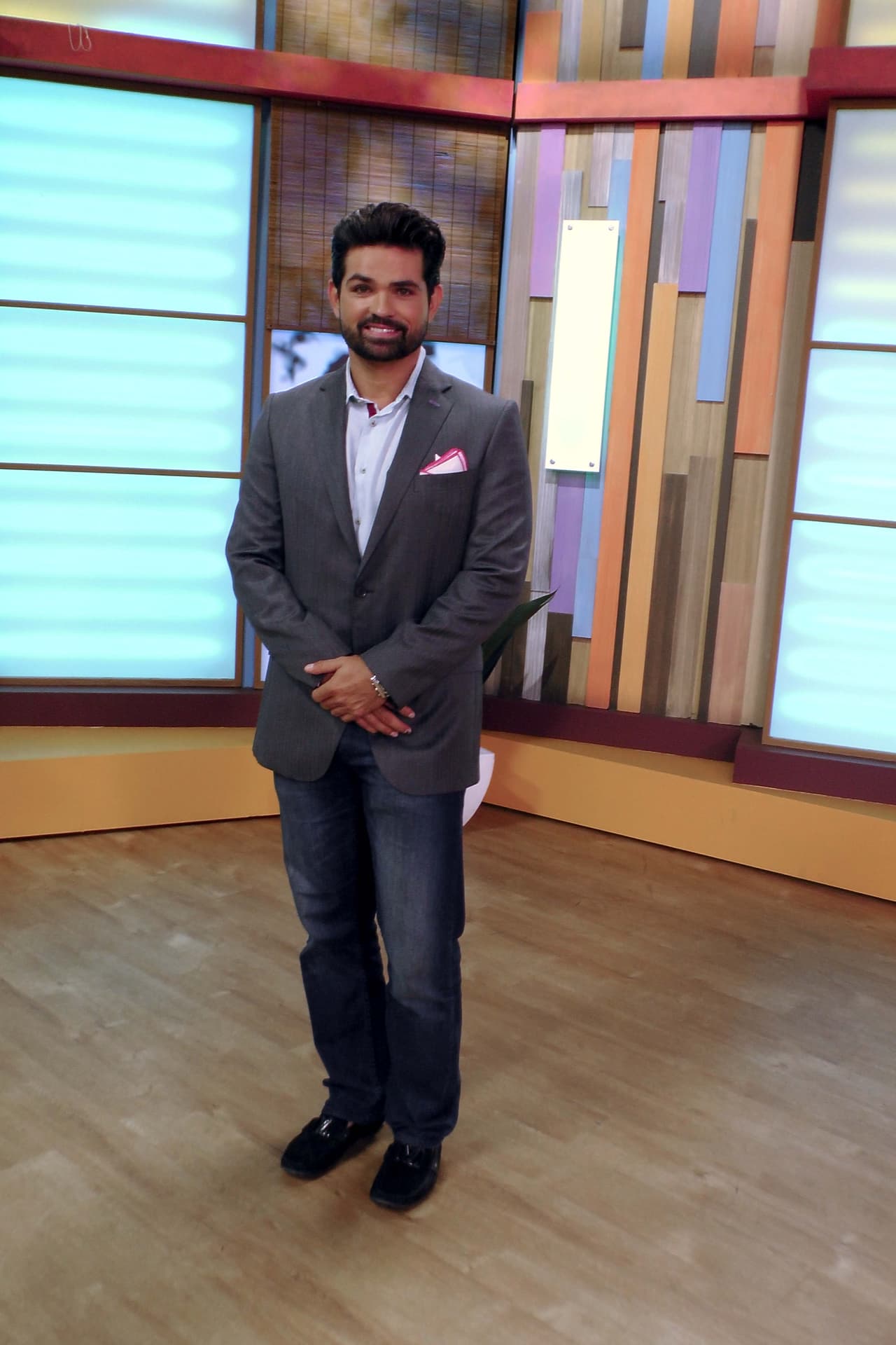 Ferdinando Valencia llegó listo para divertirse en la casita de Despierta América.