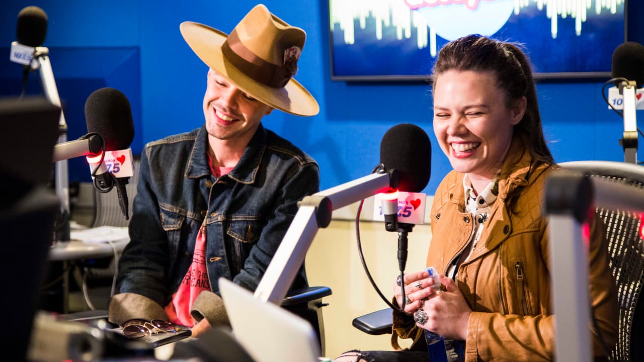 Ellos estuvieron hablando sobre su más reciente nomiación a los Latin GRAMMY junto a Javier, Paula y Danny.