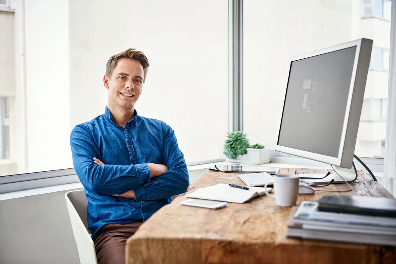 No dejes que otros influyan a la hora de tomar un decisión sentimental significativa pues tu futuro requiere una consideración especial y si escuchas sus opiniones, y no actúas acorde a tu naturaleza, podrías lamentarlo después. Gozas de buena salud en general, así que tranquilo.