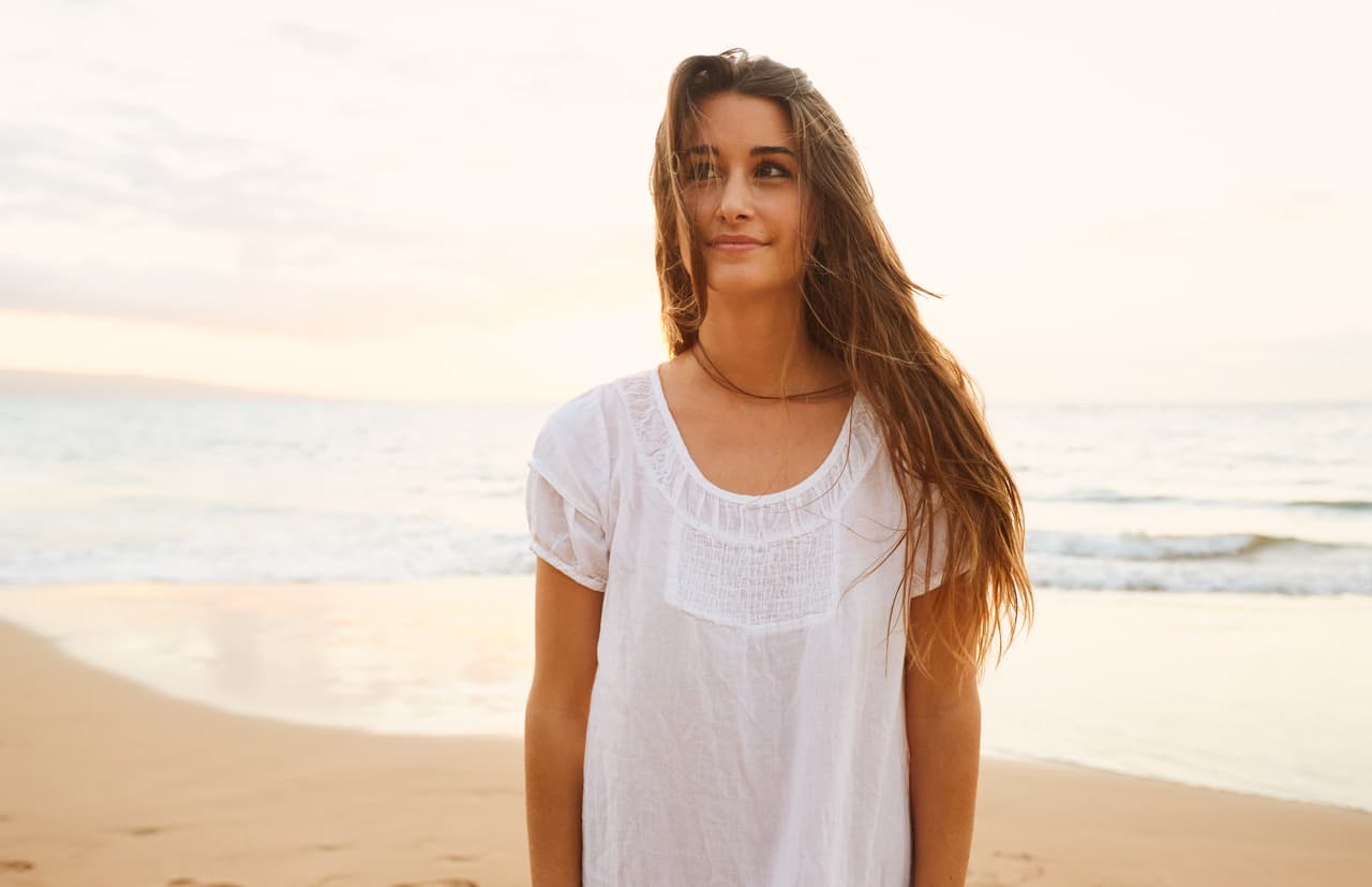 O en trabajos relacionados con el turismo, los viajes al extranjero y todos los negocios involucrados con la exportación e importación. Lograrás resultados sorprendentes en un negocio nuevo y aunque se presenten obstáculos inesperados podrás superarlos y resolverlos. El camino del éxito no es fácil, pero tampoco imposible y muchas cosas se resolverán felizmente para ti.