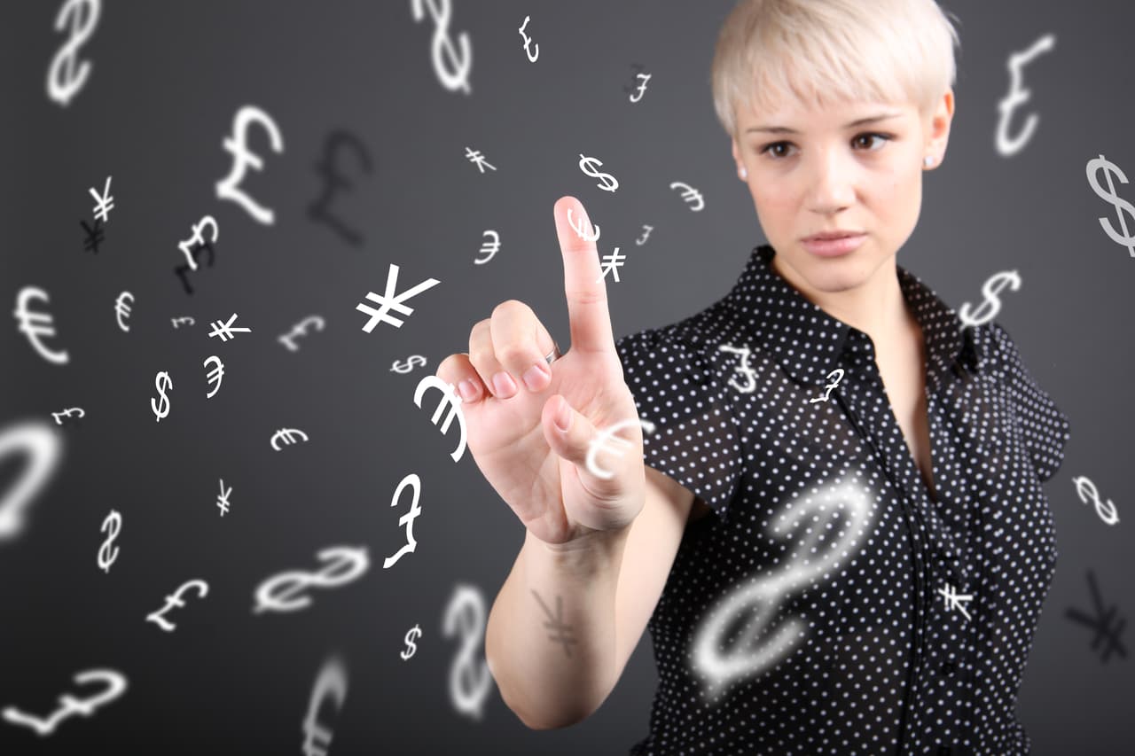 Hay un toque de inspiración y fortuna en el azar y se están liberando muchas ataduras que impedían tu desarrollo económico. Te maravillarás de la fluidez con la cual ahora se suceden los acontecimientos pues la energía limitante de tus finanzas ha quedado atrás.