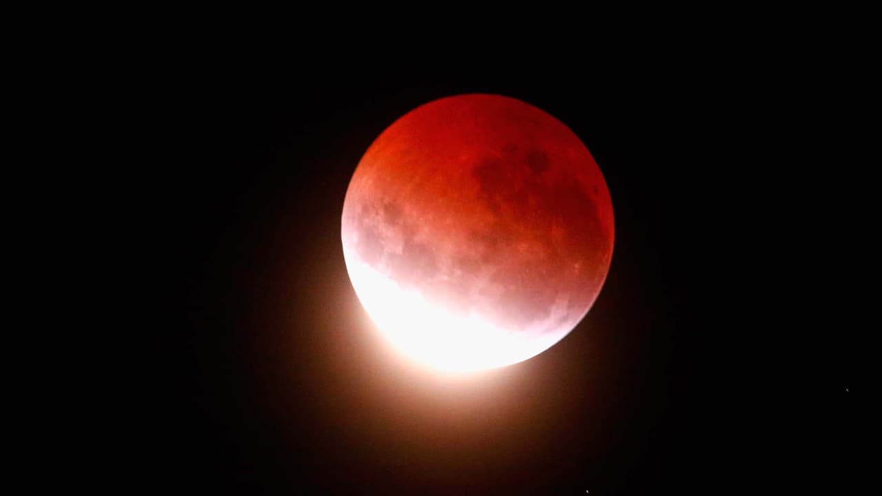 Eclipse total de luna: Lo que debes saber sobre el fenómeno astronómico en Houston