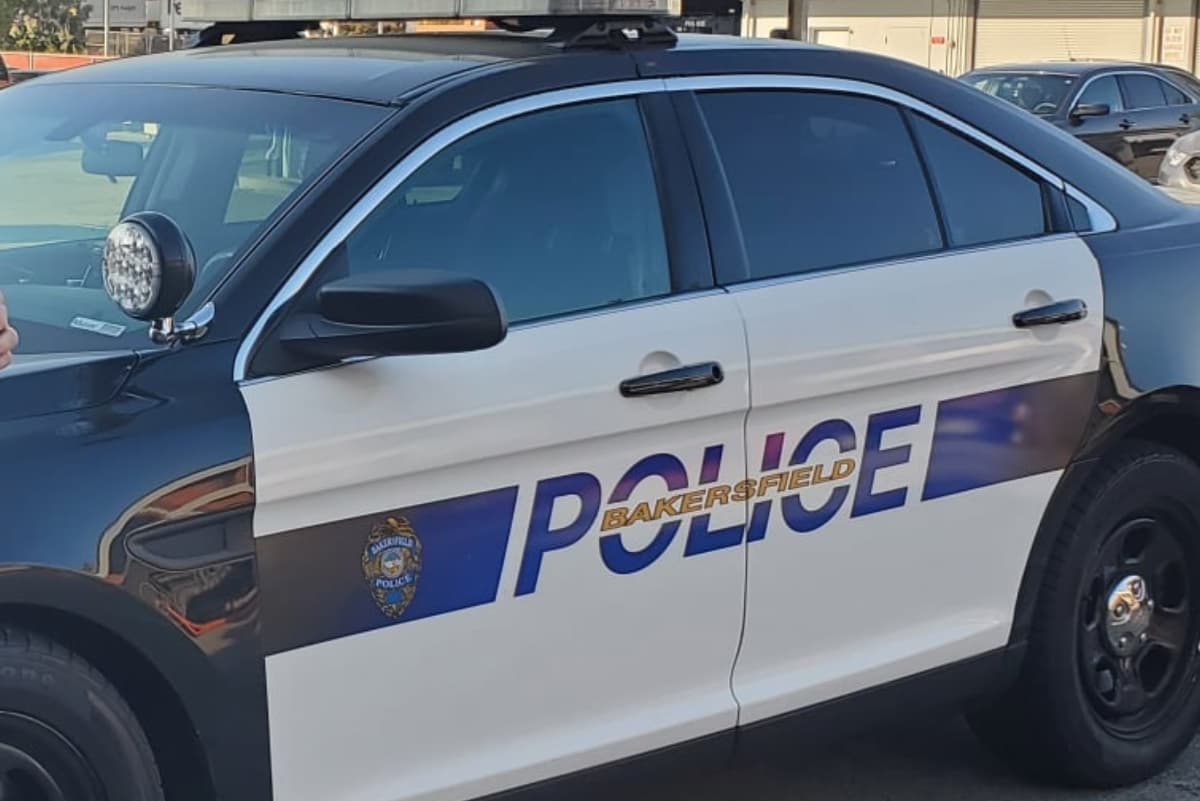 Hispano arrestado por estar involucrado en dos tiroteos contra oficiales de Bakersfield