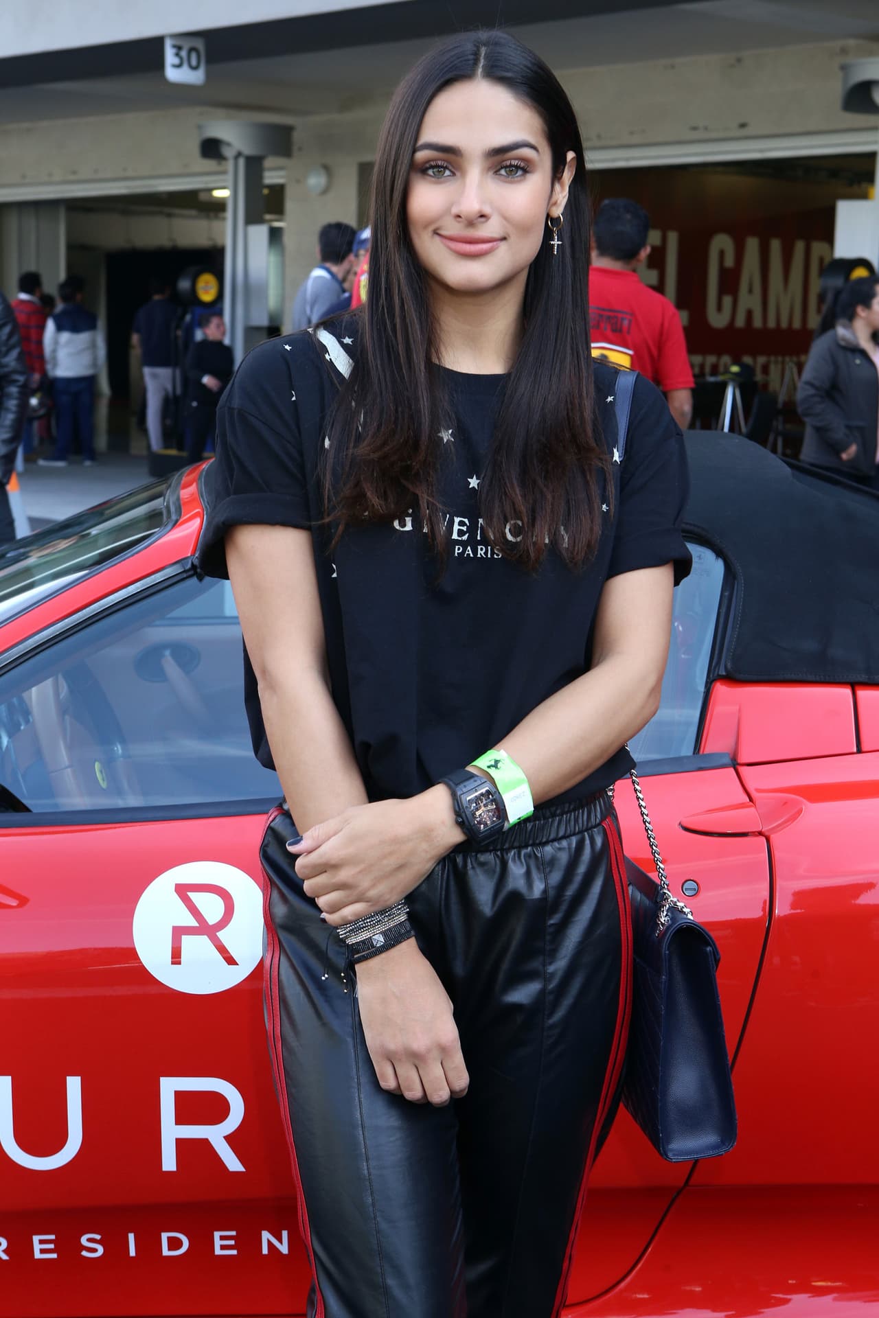 Renata asegura que la actriz con la que tuvo este incidente tiene un carácter difícil: “Me gritó porque ella estaba un poco bipolar, según yo tiene un carácter muy fuerte, es una persona un poco complicada”.
<br>