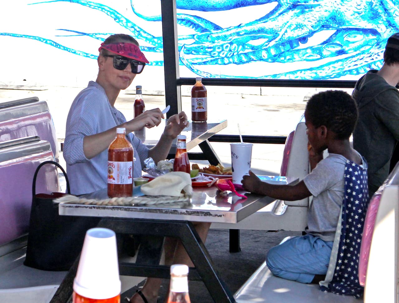 Charlize ya es mamá de Jackson, a quien adoptó en 2012 en Sudáfrica.