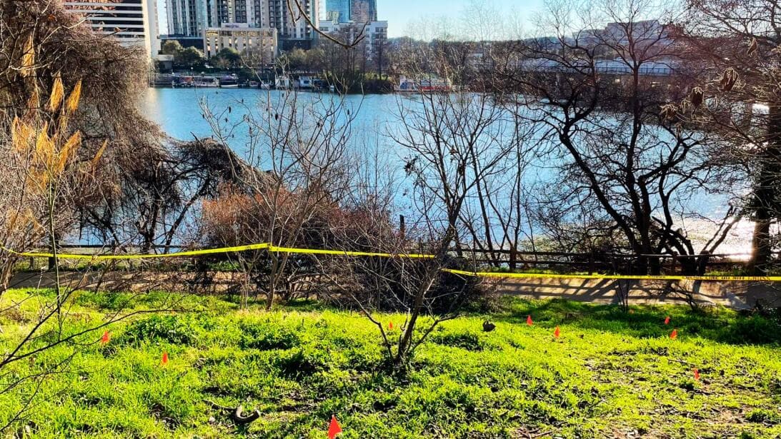 Cadáver encontrado en Lady Bird Lake de Austin es de una mujer